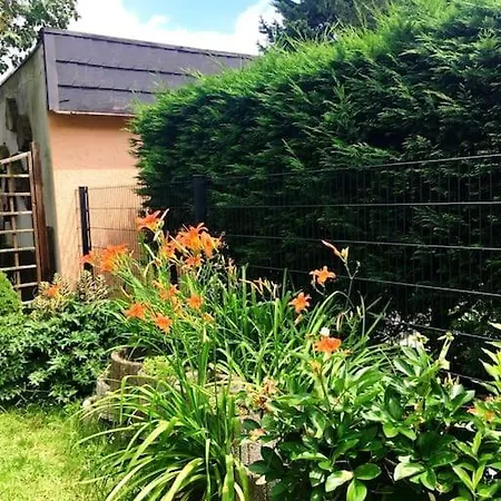 Appartamento Messe, 2-bedroom Duplex With Kitchen And Garden *